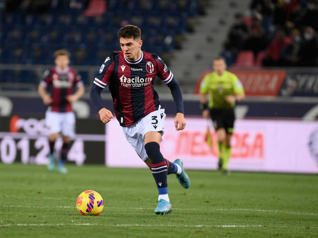 展现出了与 展现出了与